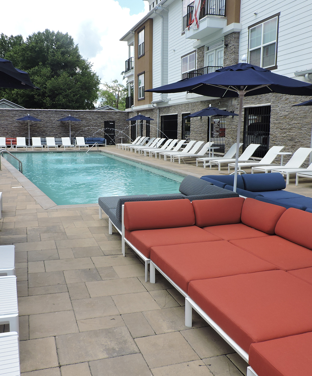 Poolside lounge seating